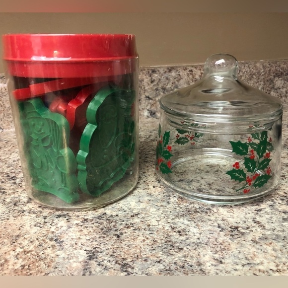 Vintage Christmas Set - Picture 3 of 6